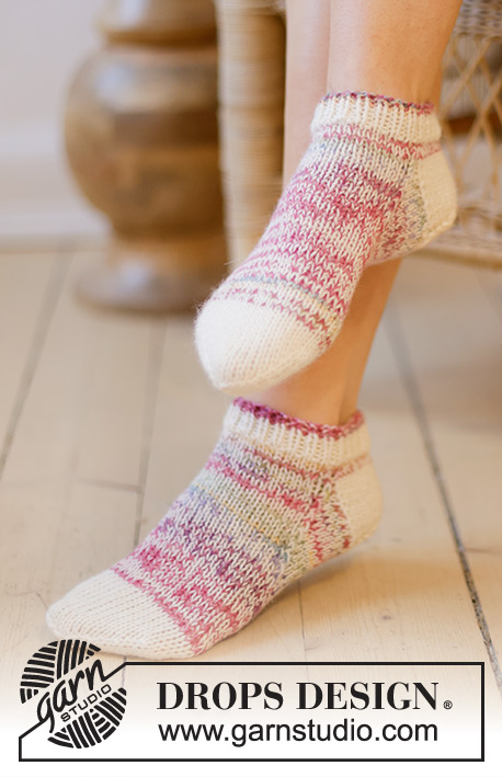 DROPS Design free patterns - Naisen sukat